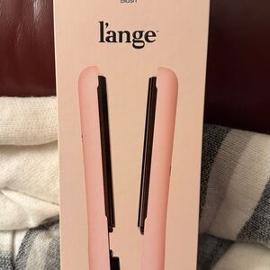l’ange one pass ceramic flat iron NWOT